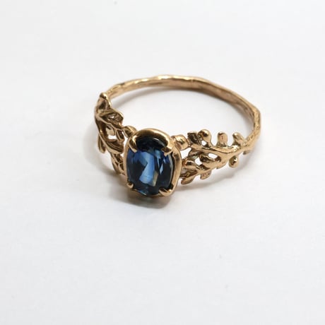 wreath ring カイヤナイト
