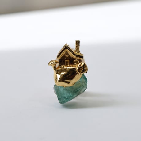 "roca earring gold" アパタイト
