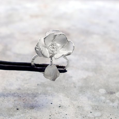"silver moon ring"