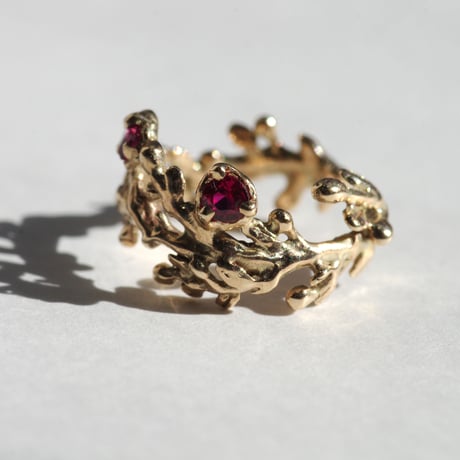 wreath earcuff ルビー