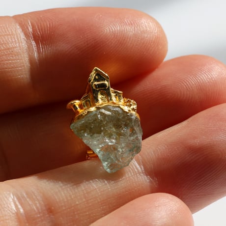 "roca earring gold" アクアマリン