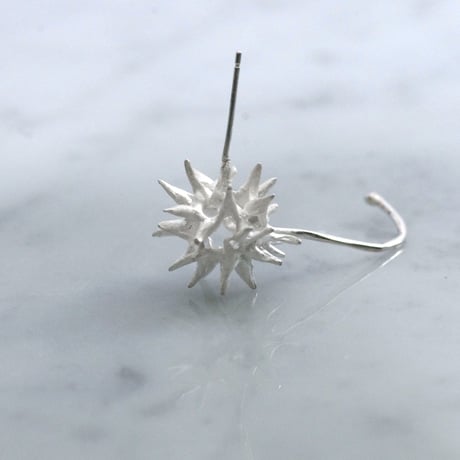 "SEED" モミジバフウ ピアス