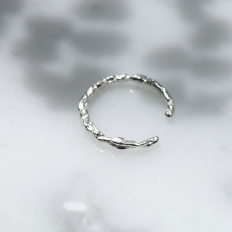 "ear cuff" クタクタ