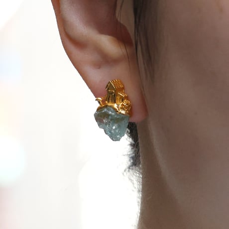 "roca earring gold" アクアマリン