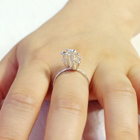 "marmo ring" bk/wh Large size