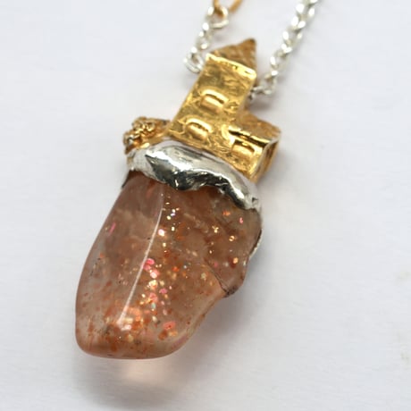 "roca necklace gold" レインボーラティスサンストーン
