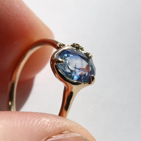 moss ring バイカラーカイヤナイト