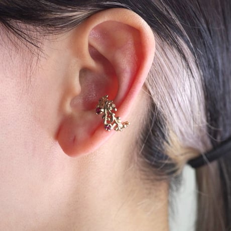 wreath earcuff ルビー