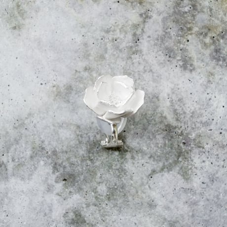 "silver moon earring" 7分咲き
