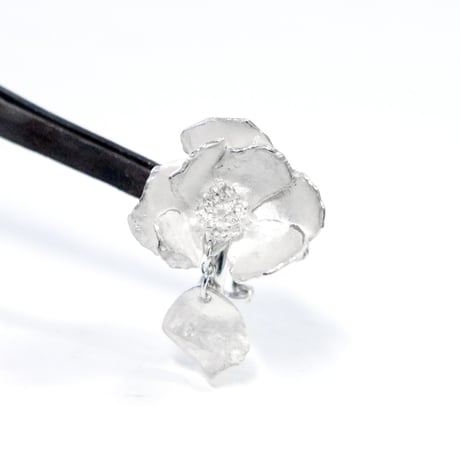 "silver moon earring" 12分咲き