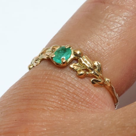 wreath ring エメラルド