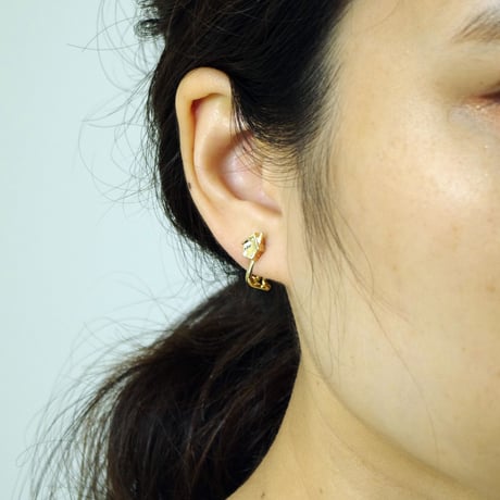 "archi earring" gold 02/04/06