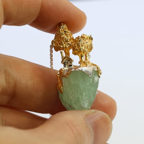 "roca necklace gold" アポフィライト