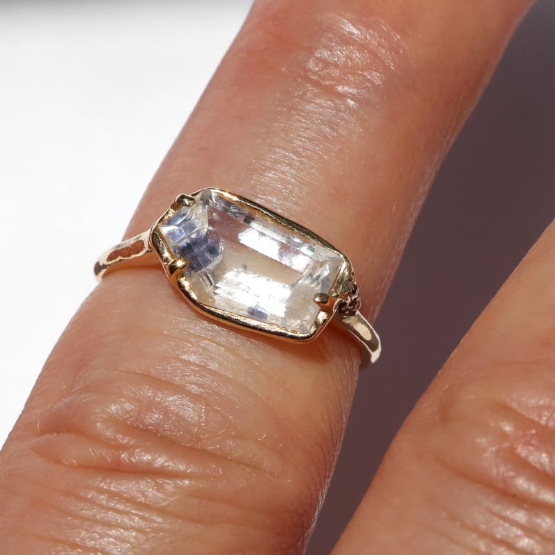 フローライトインクォーツリング11号