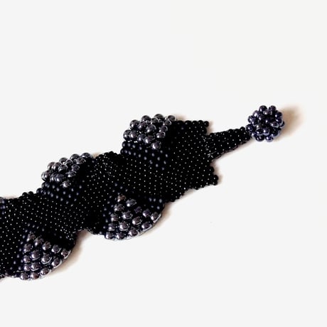 ビーズブレスレット - wavy black beads bracelet