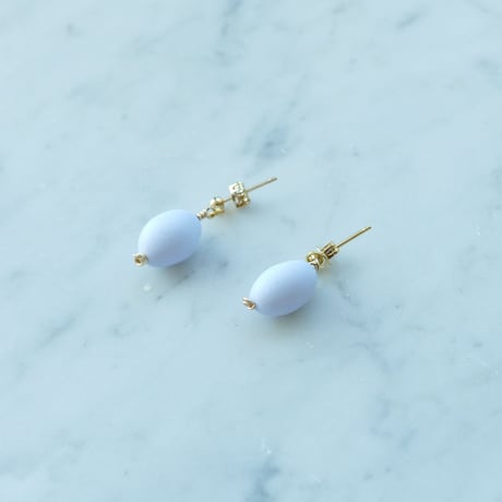 Baby Blueのネックレスとピアスのセット