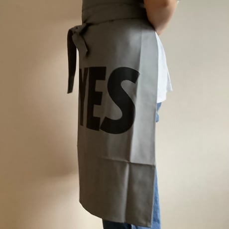 DRESSSEN LWLGR1 “YES” APRON  (腰巻きエプロンです)