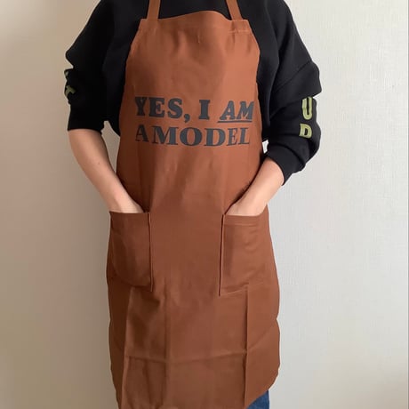 WP4   DAY USE W POCKET  APRON    “YES、I AM A MODEL”※正面に二つのポケットがございます。