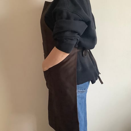 🟠9/26(土曜日)に再入荷します。 ADULT  APRON “YES！ GOOD JOB！“ (生成りロゴ)  DARK BROWN  COLOR