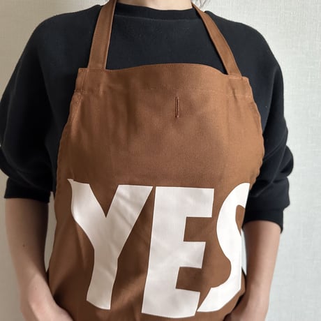 WPB8 DAY USE W POCKET  APRON   “YES”(生成りロゴ)※正面に二つのポケットがございます