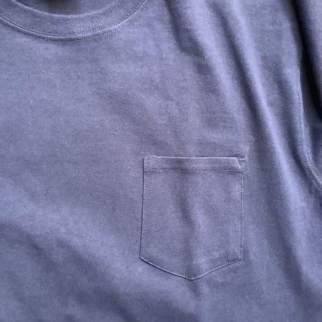 DRESSSEN  DSST77 DRES“SPECIAL”SSEN    ” DRESSSEN “T-SHIRTS (生成りロゴ)  ネイビーカラー