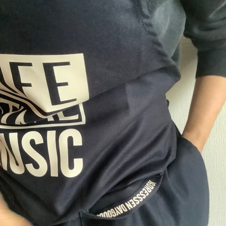 WPDN3   DAY USE W POCKET  APRON   “LIFE TIME MUSIC“  DARK NAVY