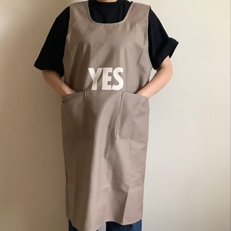 “PULL OVER APRON” ” ※男女兼用のエプロンです。全4色　✴️新色DARK BROWNが加わりました!！