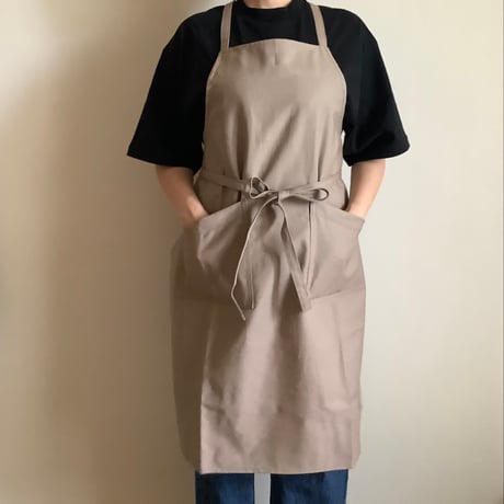[新型] NEW X–STYLE APRON (SMOKY BEIGECOLOR)※背中でクロスさせて着用いただくエプロンです。