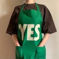 🌸新発売　WPG1 DAY USE W POCKET  APRON   YES (※裏側にNO THANK YOUのプリントがあります) BOTTLE GREEN COLOR