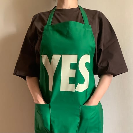 🌸新発売　WPG1 DAY USE W POCKET  APRON   YES (※裏側にNO THANK YOUのプリントがあります) BOTTLE GREEN COLOR