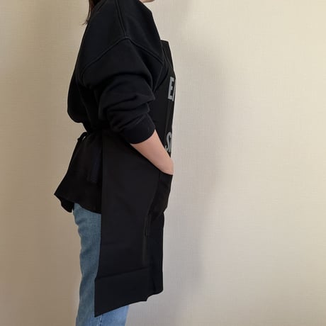 DR(BLK)3  “EAT, DRINK AND SMILE” ”APRON  BLACK COLOR ※GREYロゴ