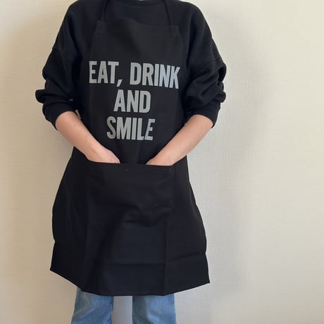 DR(BLK)3  “EAT, DRINK AND SMILE” ”APRON  BLACK COLOR ※GREYロゴ