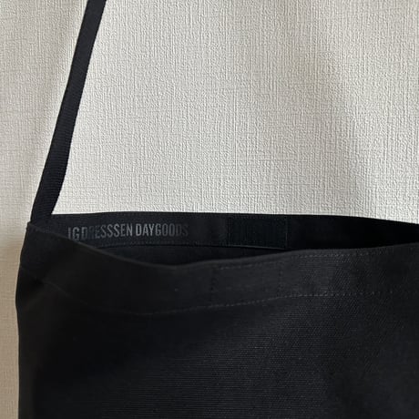 DRESSSEN  DBC11 BAG “BEAT IN THE BEAT”BLACK COLOR