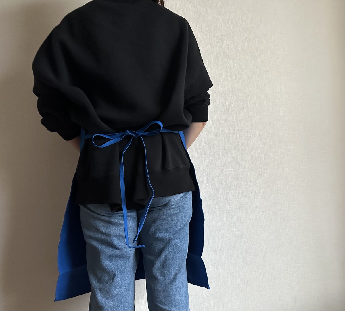 DRESSSEN DRVBLU3 REVERSIBLE APRON“ON/OFF(リバーシ