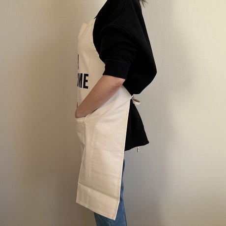 ADULT APRON #10  VERY WELCOME APRON