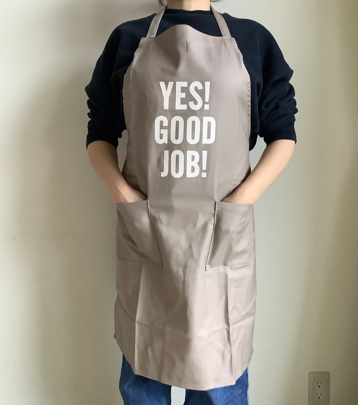 DOUBLE POCKET APRON “YES！GOOD JOB！SMOKY BEIGE