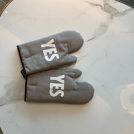 DRESSSEN MTSB1 YES  MITTEN   SMOKY BEIGE COLOR