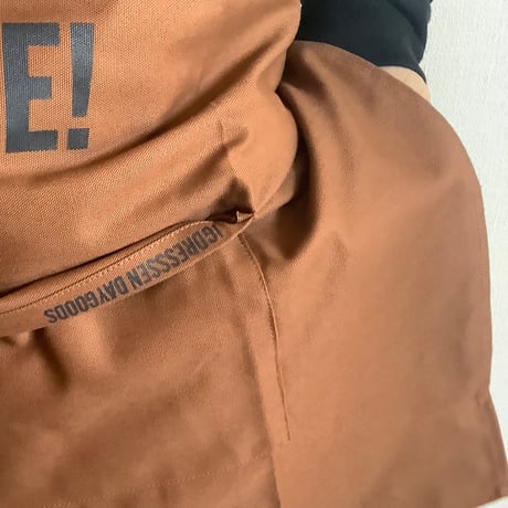 DR(BN) 8   ADULT APRON  " YES! CURRY TIME！”!