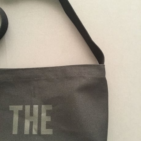 DRESSSEN  DBC9  BAG “THE FOODIES”BLACK COLOR