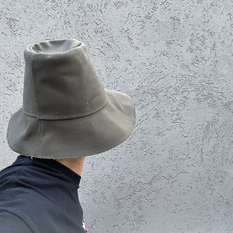 🇺🇸アメリカ製　THE  MAGIC  HAT  (MADE IN USA) OLIVE   COLOR