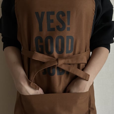 PR30 THE PROFESSIONAL APRON“ YES！GOOD JOB！” (BROWNカラー)※首紐の長さが調整できます。