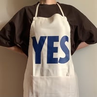 🌸[新発売] ADULT APRON #30" YES" (裏側にNO THANKYOU プリントがあります)  ネイビー色ロゴ