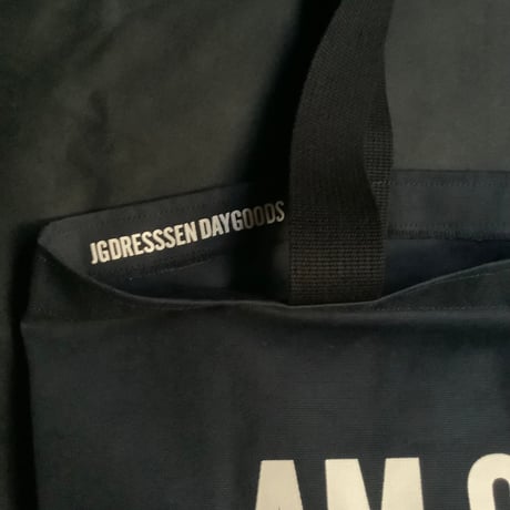DTRDN2  TRAINING BAG ”AM COFFEE PM  BEER//AM COFFEE  PM  BEER    DARK NAVY  COLOR ※両面プリントです