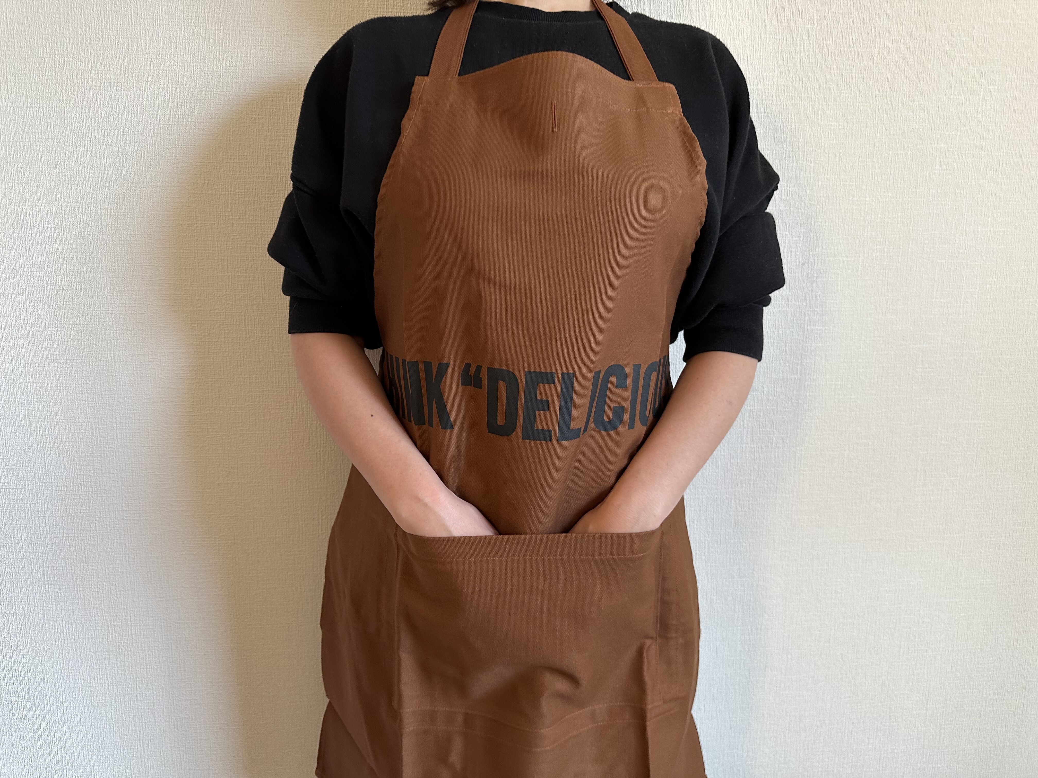 REVERSIBLE APRON“THINK DELICIOUS/YES！ DRESSSEN