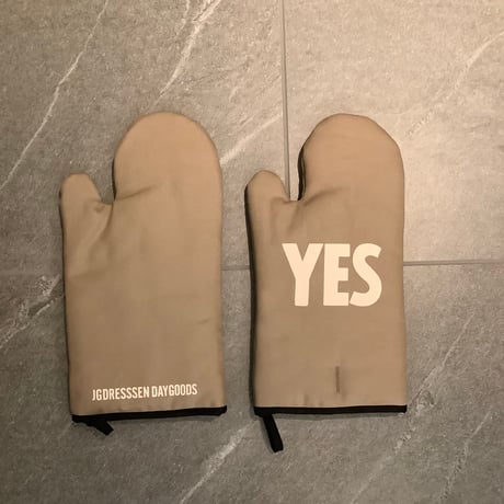 DRESSSEN MTSB1 YES  MITTEN   SMOKY BEIGE COLOR
