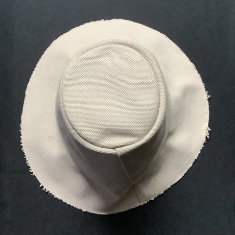 🇺🇸アメリカ製　THE  MAGIC  HAT  (MADE IN USA) NATURAL  COLOR(生成色)