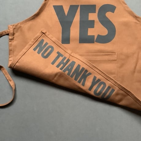 👶DRESSSEN BKDBR2  BABY KIDS APRON YES(ベイビーキッズエプロンです。)  ※BROWN  COLOR