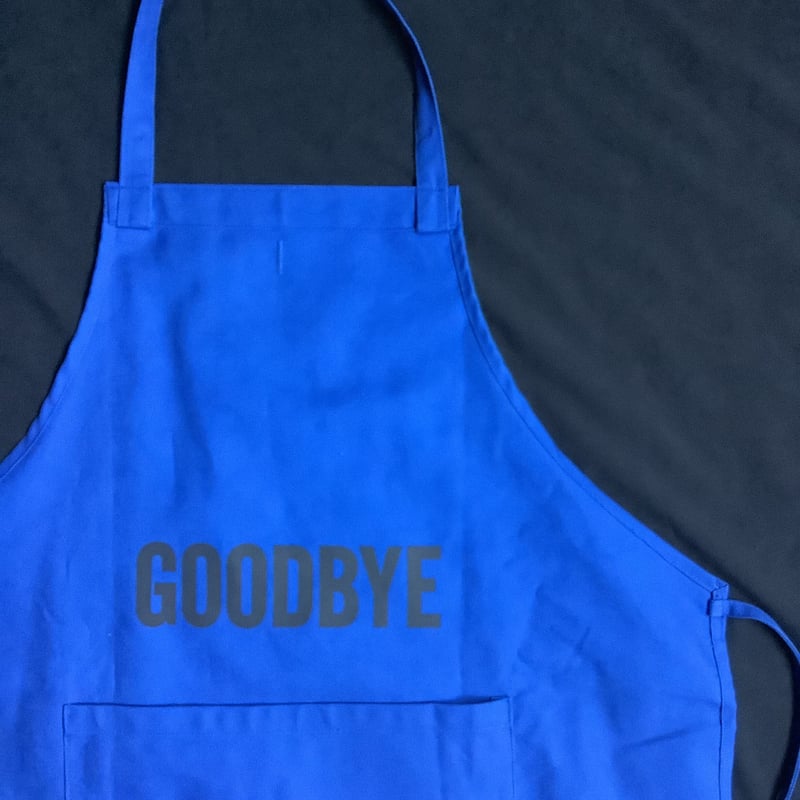 DRESSSEN DRVBLU5 REVERSIBLE APRON“HELLO/GOODB DRESSSEN DRVBLU5 REVERSIBLE APRON“HELLO/GOODB