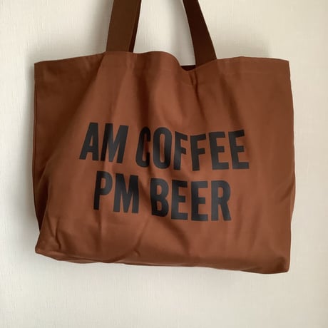 DRESSSEN    DTRBR2   TRAINING BAG ”AM COFFEE  PM BEER“※両面にプリントがございます。    (BROWN COLOR)