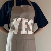 WPSB1  DAY USE W POCKET  APRON   YES (※裏側にNO THANK YOUのプリントがあります) SMOKY BEIGE